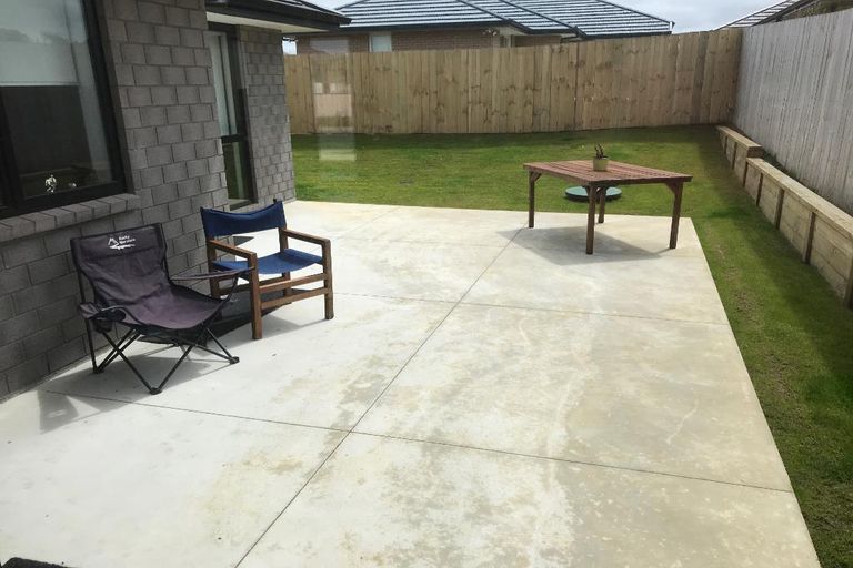 Photo of property in 18 Tawhiti Road, Pukekohe, 2120