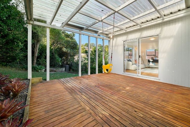 Photo of property in 94 Stapleford Crescent, Browns Bay, Auckland, 0630