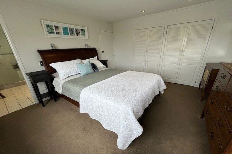 Photo of property in 7 Pah Road, Cockle Bay, Auckland, 2014