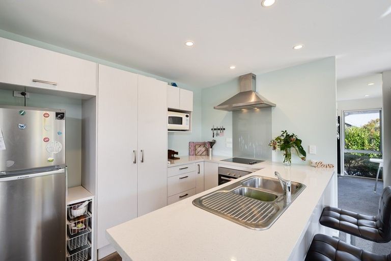 Photo of property in 16 Oxfordshire Avenue, Lower Shotover, Queenstown, 9304