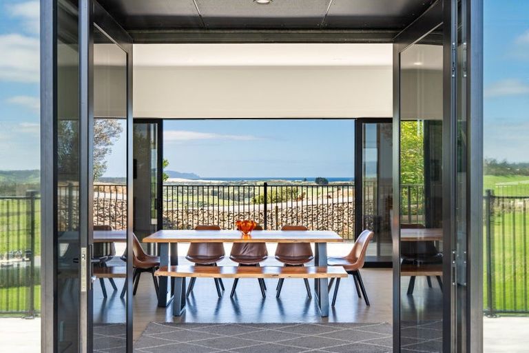 Photo of property in 17 Coal Hill Road, Mangawhai, Wellsford, 0975