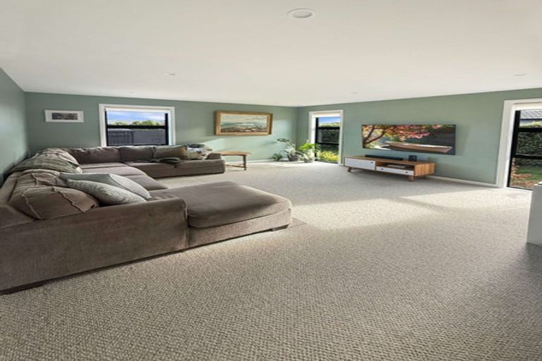 Photo of property in 124 Churcher Street, Maewa, Feilding, 4702