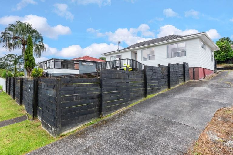 Photo of property in 16 Kellett Road, Ranui, Auckland, 0612