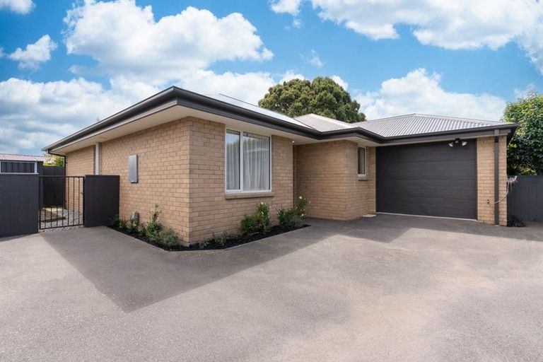 Photo of property in 3/61 Neill Street, Hornby, Christchurch, 8042