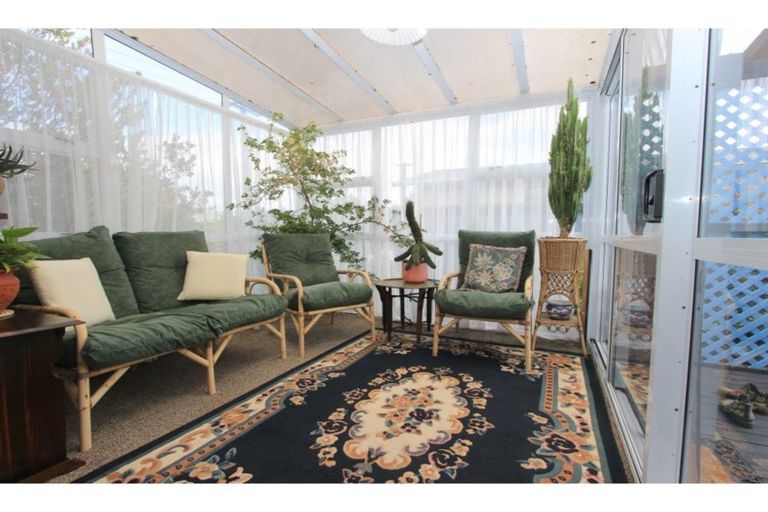 Photo of property in 60c Mclauchlan Street, Springlands, Blenheim, 7201