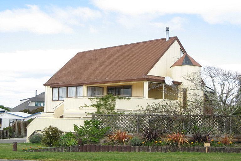 Photo of property in 172 Harbour Road, Ohope, 3121