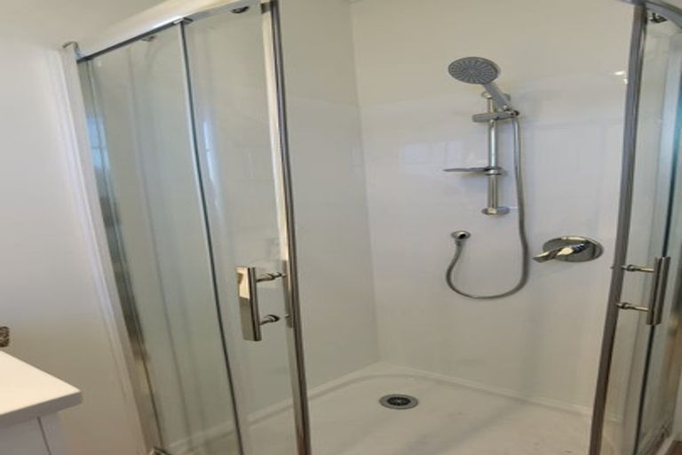 Photo of property in 1 Valentine Street, Papakura, 2110