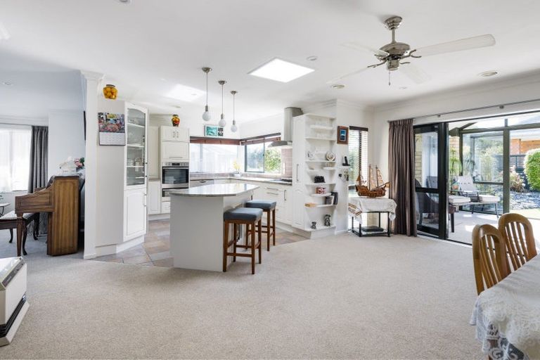 Photo of property in 1 Merlin Close, Huntington, Hamilton, 3210