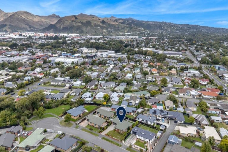 Photo of property in 16 Thistledown Place, Woolston, Christchurch, 8062