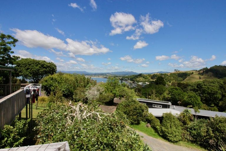 Photo of property in 6 Pohutukawa Grove, Whitianga, 3510