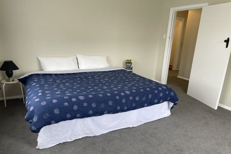 Photo of property in 3 Rowe Parade, Wainuiomata, Lower Hutt, 5014