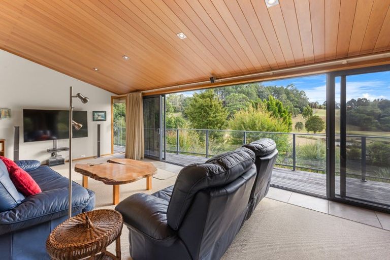Photo of property in 22 Access Heights, Kerikeri, 0230