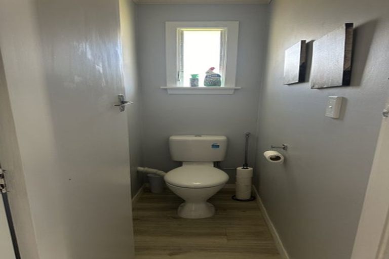 Photo of property in 16 Pimlico Place, Bishopdale, Christchurch, 8053