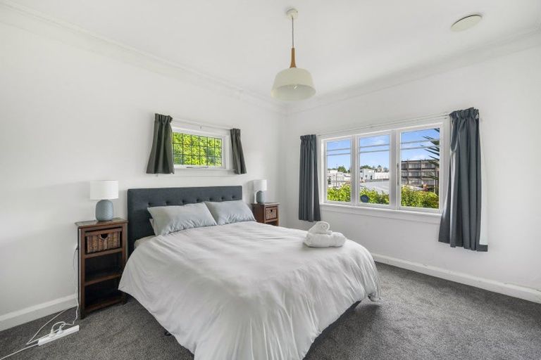 Photo of property in 6 Shelley Street, Napier South, Napier, 4110