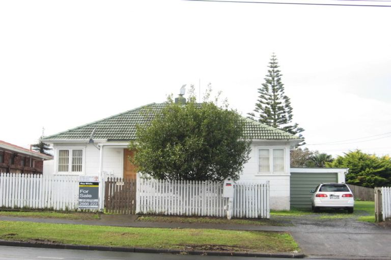 Photo of property in 2/60 Claude Road, Manurewa East, Auckland, 2102