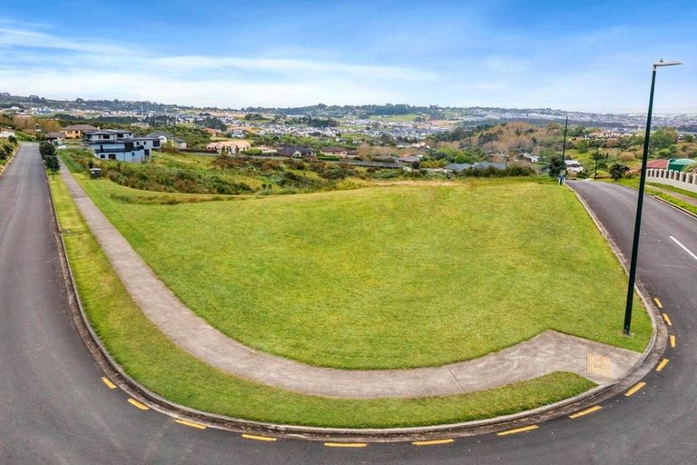 Photo of property in 35 Kitenga Road, Flat Bush, Auckland, 2019