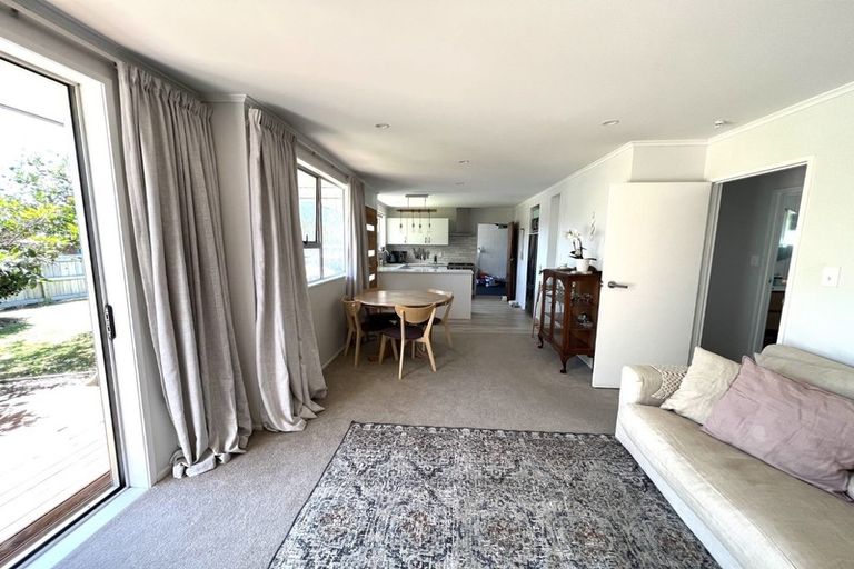 Photo of property in 2/59 Hatton Road, Orewa, 0931