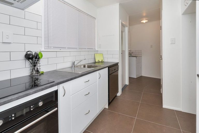 Photo of property in 28 Raewyn Street, Morningside, Whangarei, 0110