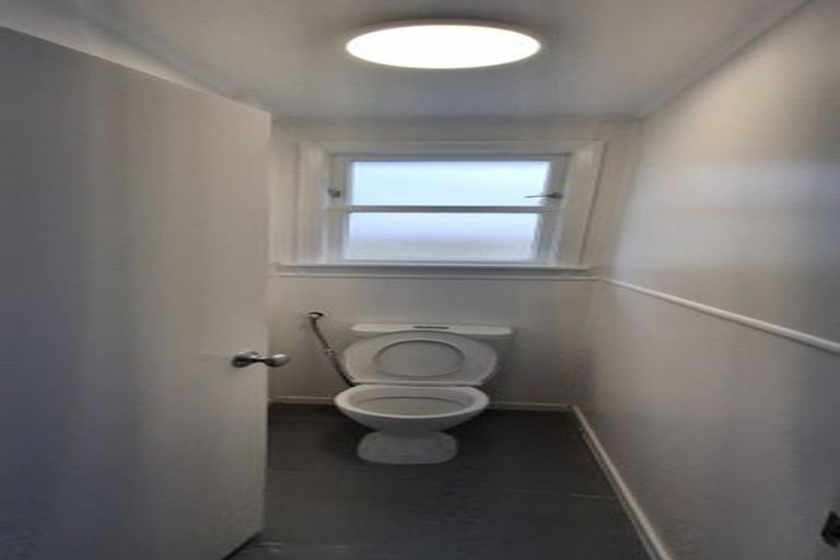 Photo of property in 10 Rangiora Crescent, Wairakei, Taupo, 3332