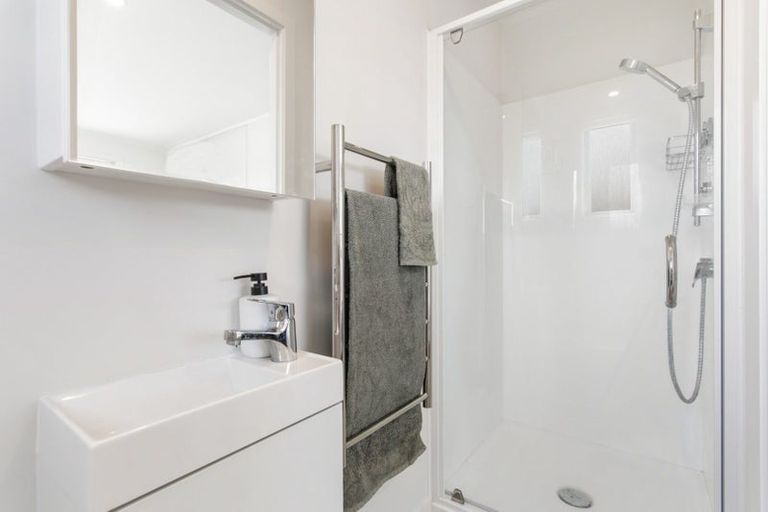 Photo of property in 3/141 Wallace Road, Mangere Bridge, Auckland, 2022