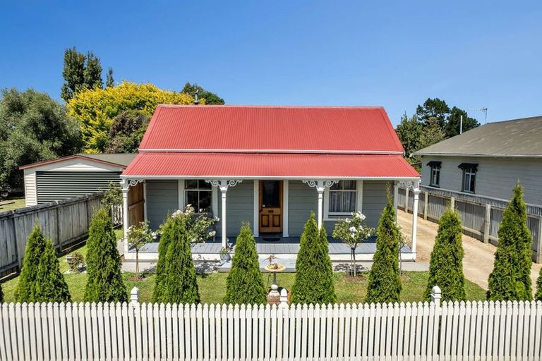Photo of property in 50 Maxwell Avenue, Durie Hill, Whanganui, 4500