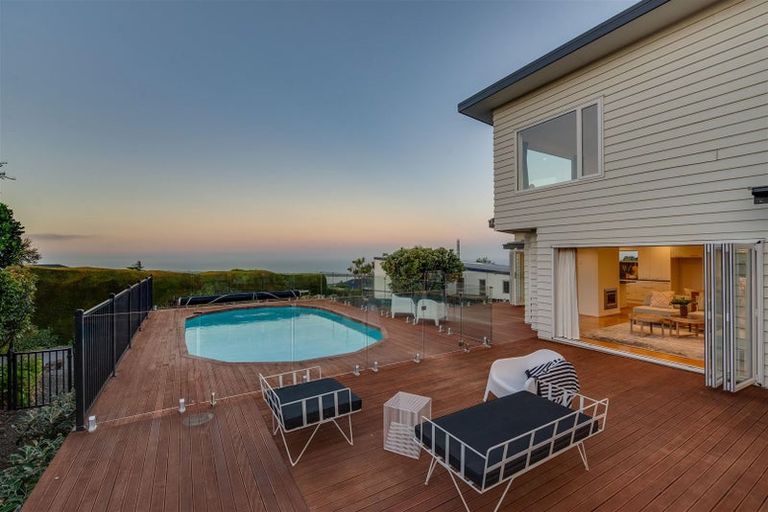 Photo of property in 40 Belleview Terrace, Mount Pleasant, Christchurch, 8081