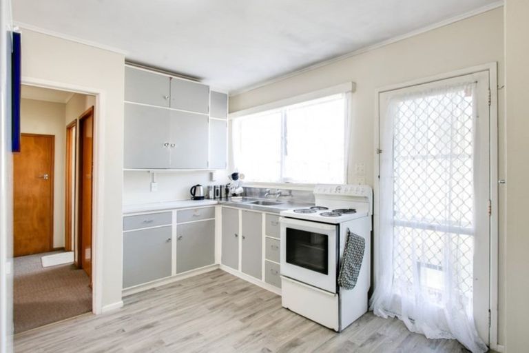 Photo of property in 4/608 Heretaunga Street East, Parkvale, Hastings, 4122