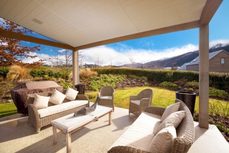 Photo of property in 4 Torea Lane, Arrowtown, Queenstown, 9371
