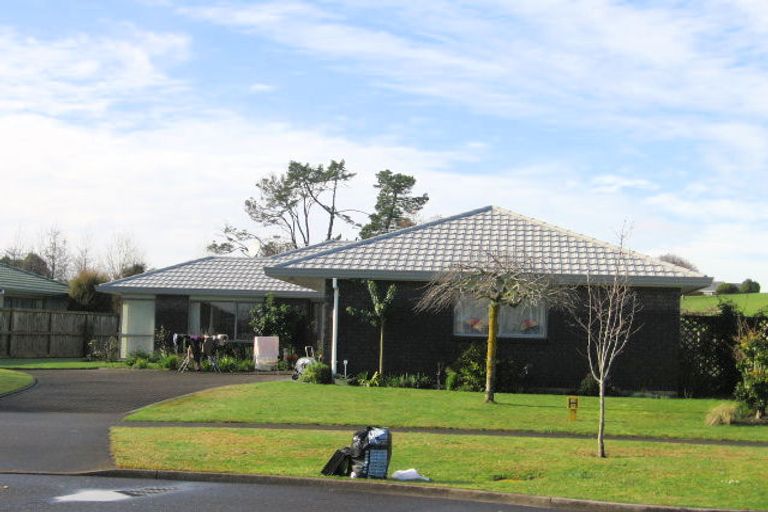 Photo of property in 17 Reynolds Drive, Glenview, Hamilton, 3206