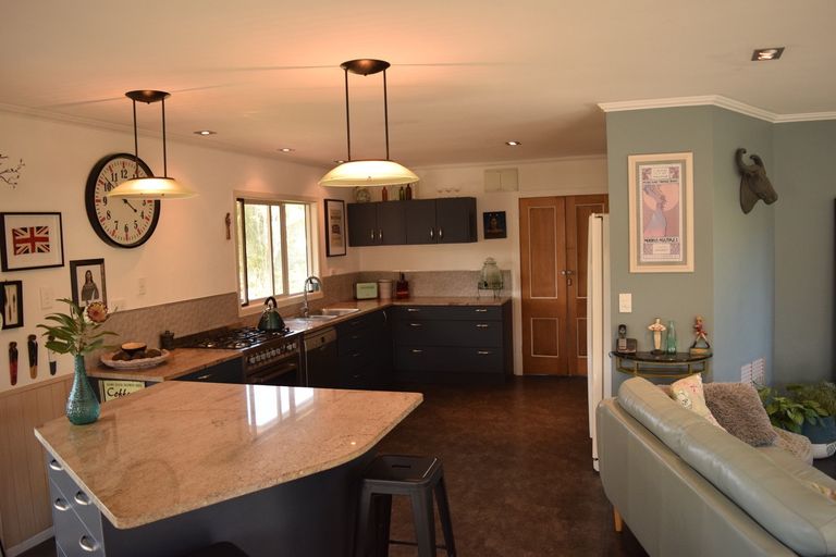 Photo of property in 5 Johnson Lane, Haruru, 0204