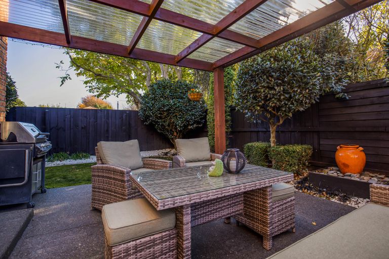 Photo of property in 51a Balrudry Street, Avonhead, Christchurch, 8042