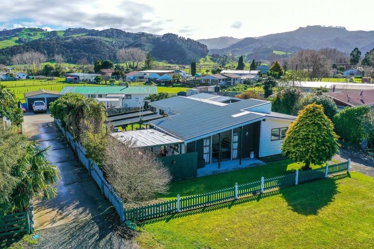 Photo of property in 16 Station Road, Puriri, Thames, 3578