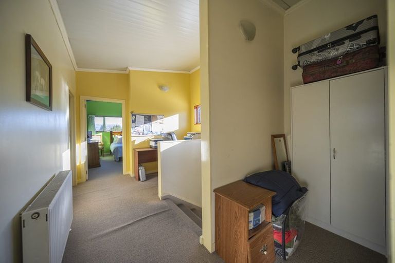 Photo of property in 112 Pasture Street, Lumsden, 9730