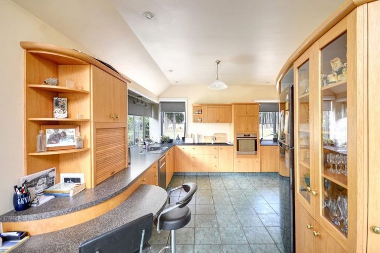 Photo of property in 21 Helensbrook Road, Milton, 9220