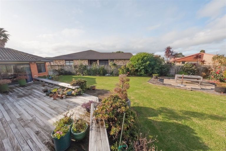 Photo of property in 8 Oribi Place, Whitianga, 3510