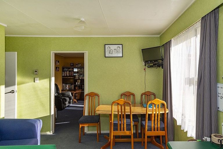 Photo of property in 15 Arthur Street, Holmes Hill, Oamaru, 9401