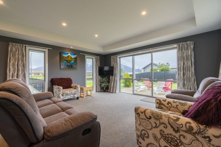 Photo of property in 10 Rodeo Drive, Te Anau, 9600
