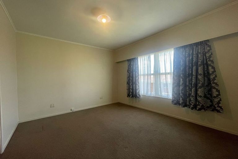 Photo of property in 1/18 Anne Road, Hillcrest, Auckland, 0627