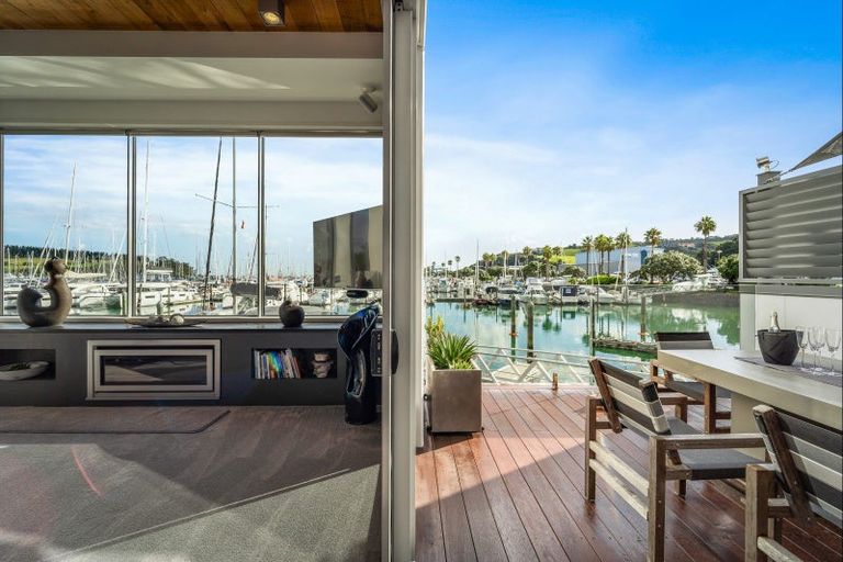 Photo of property in 26 Rue D' Amarres, Gulf Harbour, Whangaparaoa, 0930