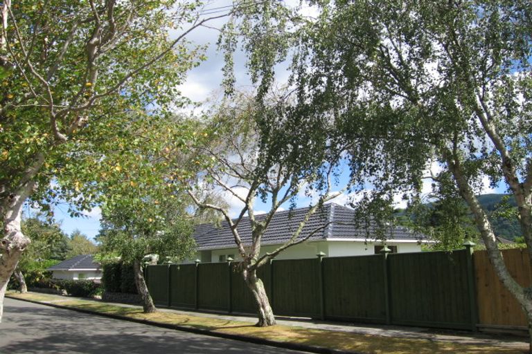 Photo of property in 1 Ross Grove, Trentham, Upper Hutt, 5018