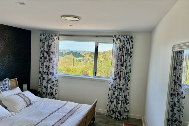 Photo of property in 204 Eskridge Drive, Eskdale, Napier, 4182