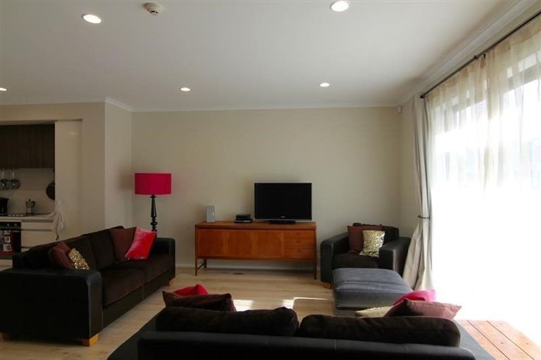 Photo of property in 201 Hobsonville Point Road, Hobsonville, Auckland, 0616