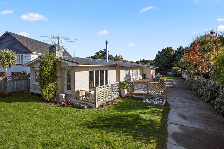Photo of property in 26 Black Road, Otatara, Invercargill, 9879