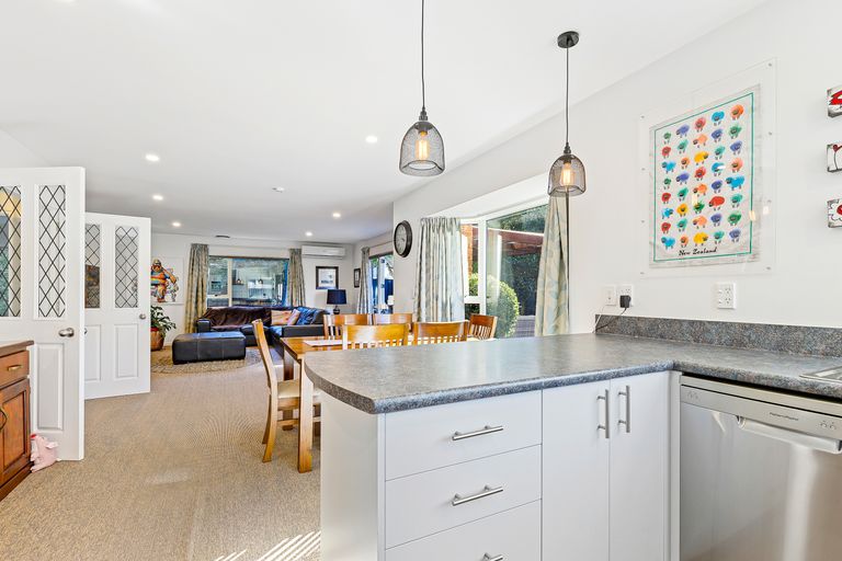 Photo of property in 51a Balrudry Street, Avonhead, Christchurch, 8042