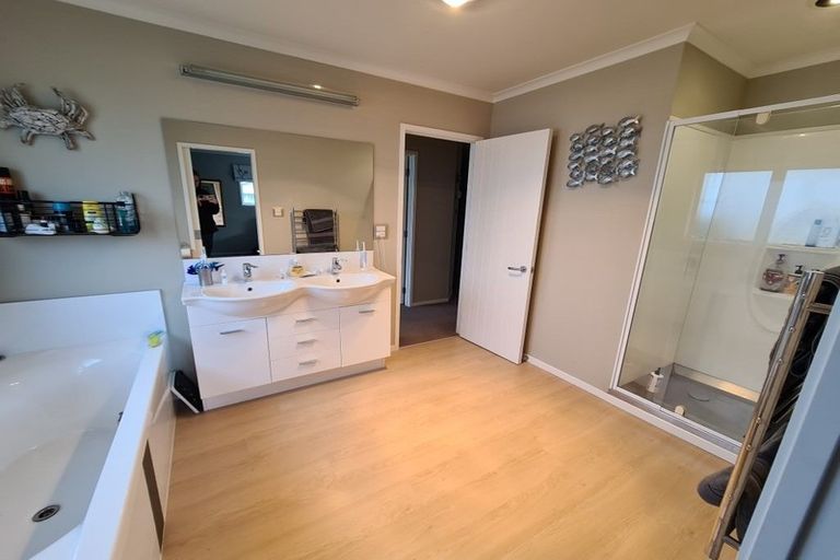 Photo of property in 39 Doone Street, Lynmouth, New Plymouth, 4310