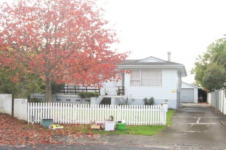 Photo of property in 29 Lyren Place, Half Moon Bay, Auckland, 2012