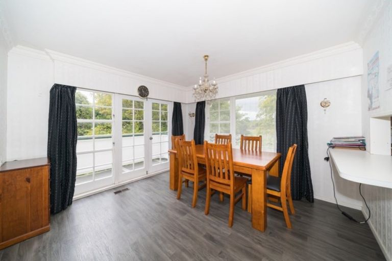 Photo of property in 102 Long Melford Road, Awapuni, Palmerston North, 4412