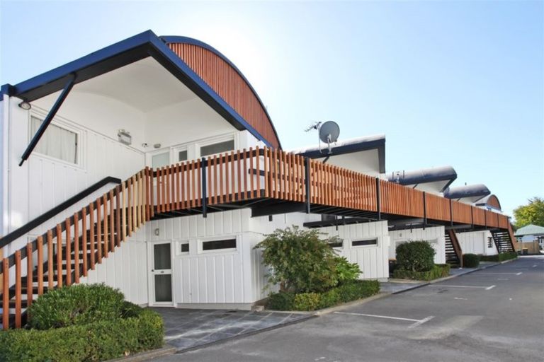 Photo of property in 4/136 Holly Road, St Albans, Christchurch, 8014