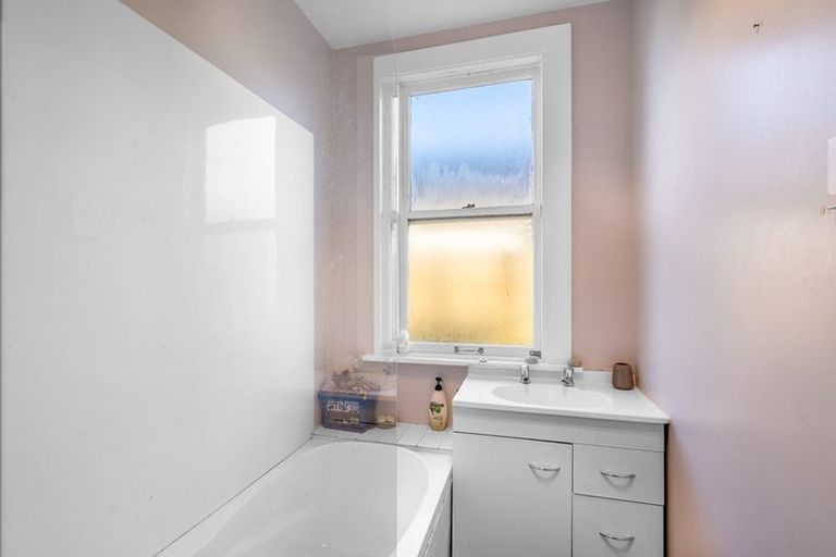 Photo of property in 4 Second Street, Kennington, Invercargill, 9871