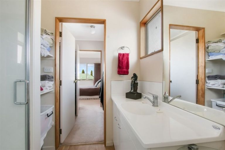 Photo of property in 220 Tanners Point Road, Tanners Point, Katikati, 3177